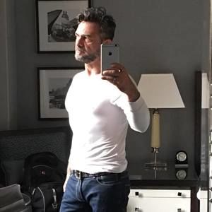 Meet your Posher, Nelson